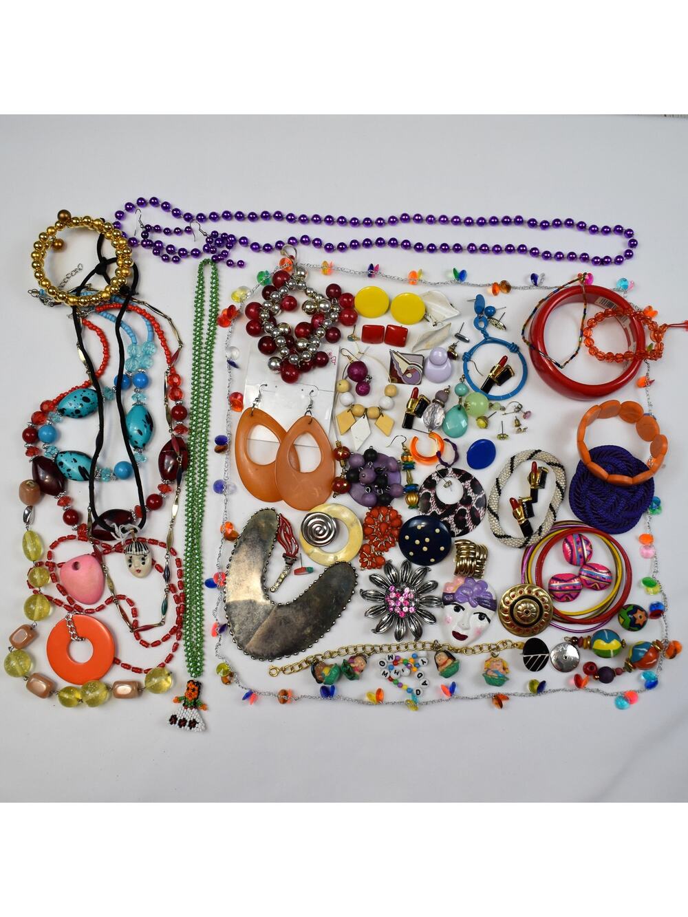 Vintage Junk Jewelry Lot Mixed Craft Parts Scrap Repurpose Salvage Art Mod Retro